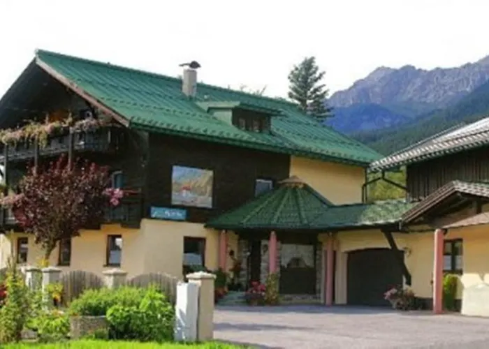 Pleiknerhof 3*