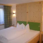 Pensión Pleiknerhof 3*
