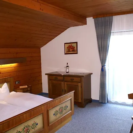 Pleiknerhof 3*